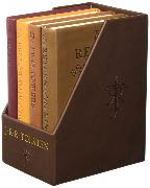 Bild zu The Hobbit And The Lord Of The Rings: Deluxe Pocket Boxed Set von Tolkien, J.R.R.