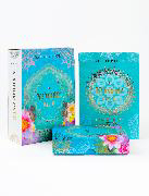 Bild zu A Yogic Path Oracle Deck and Guidebook (Keepsake Box Set) von Ketabi, Sahara Rose 
